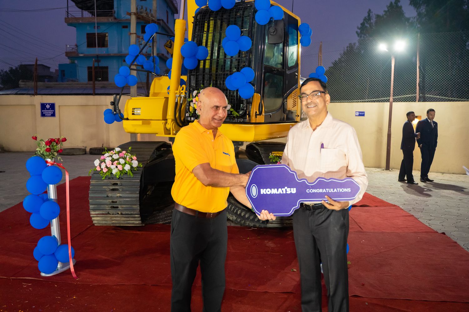 komatsu_launch_13.jpg - Image